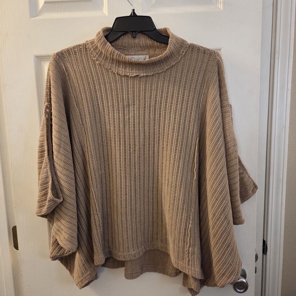 Free People‎ Beach sz M oversized poncho style sweater open knit casual vacation